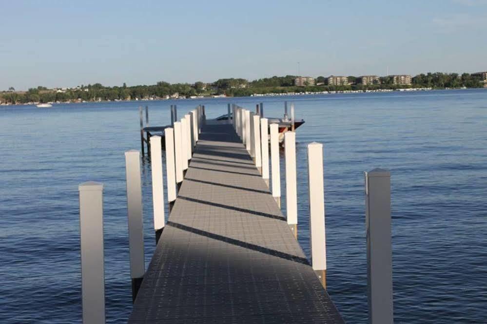 Okoboji Commons Hotel المظهر الخارجي الصورة
